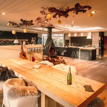 Domicile Adore With Garden By Interhome Ostende