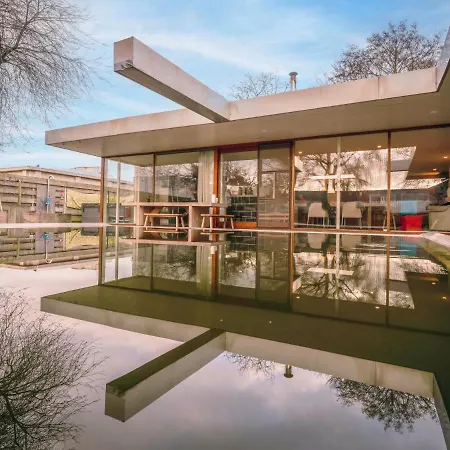 Villa Domicile Adore With Garden By Interhome Oostende