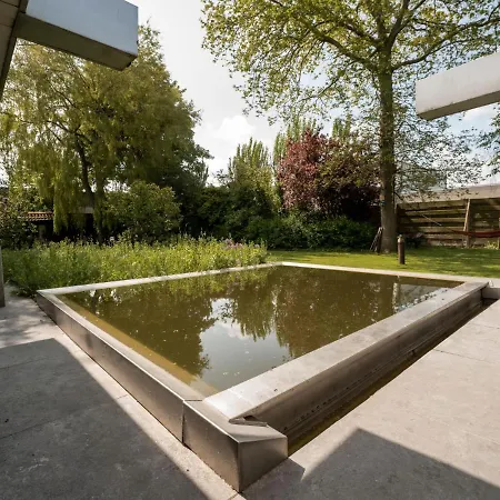 Domicile Adore With Garden By Interhome