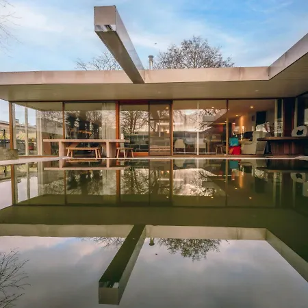 Domicile Adore With Garden By Interhome *