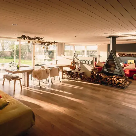 Domicile Adore With Garden By Interhome فيلة أوستيند