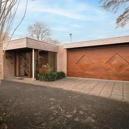 Domicile Adore By Interhome *